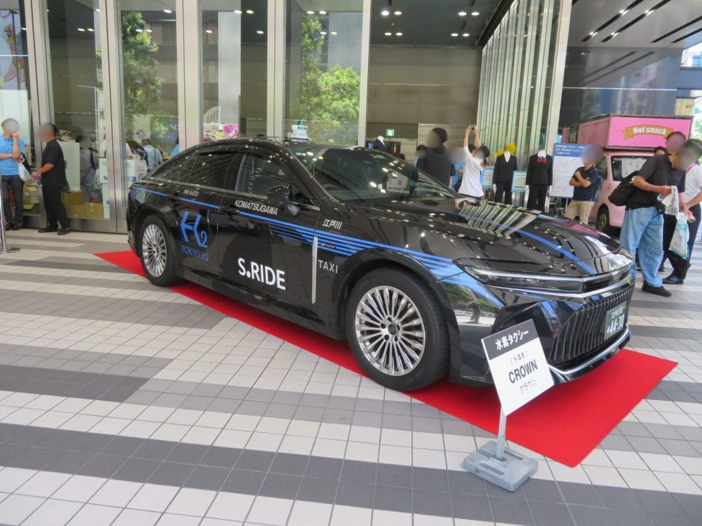 東京無線加盟会社が導入した水素タクシー